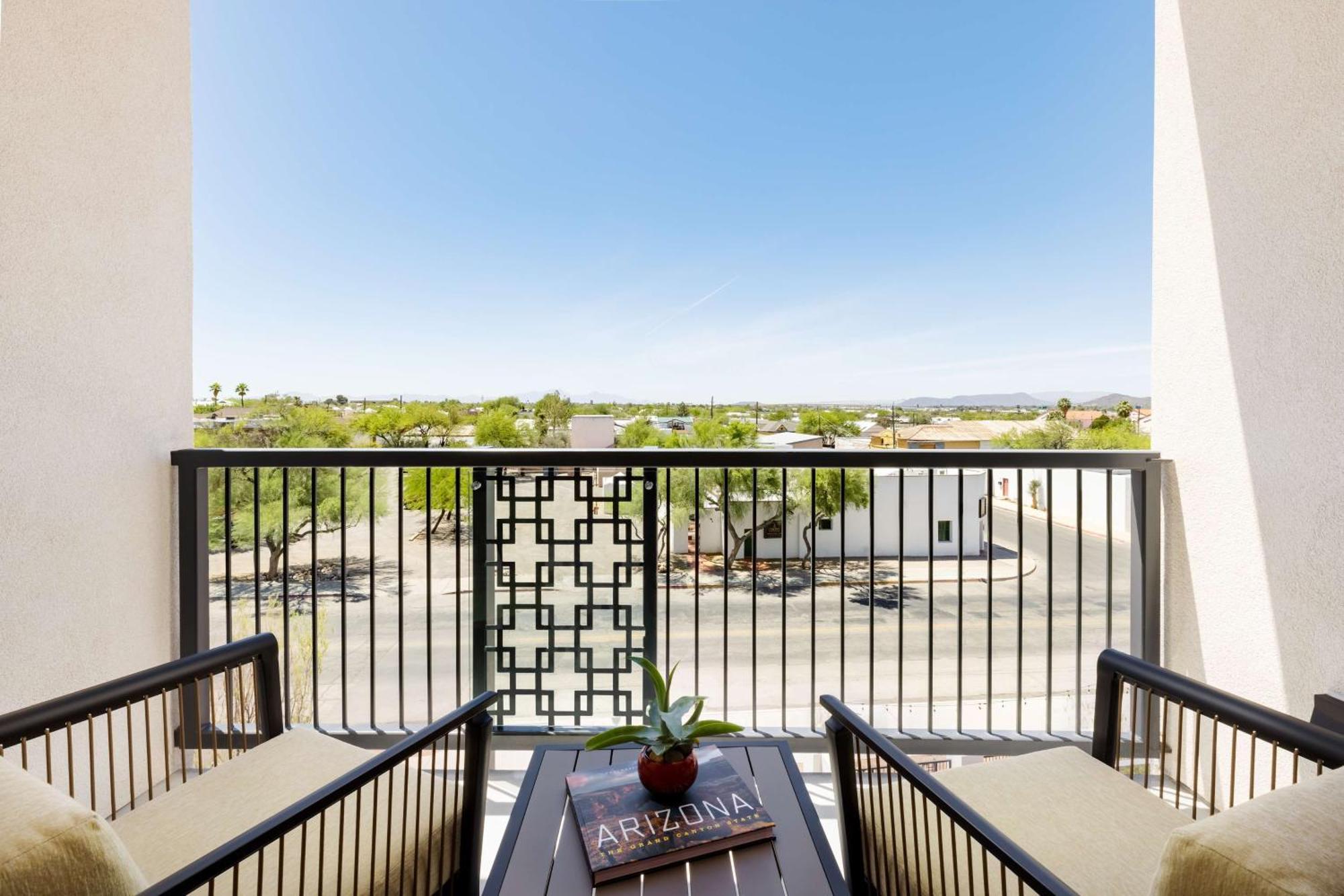 Hotel Doubletree By Hilton Tucson Downtown Convention Center Exterior foto
